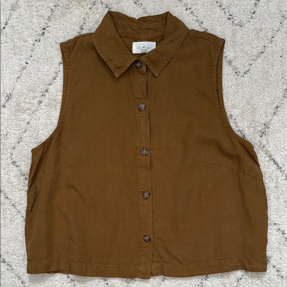 Lou & Grey Sleeveless Button-Down